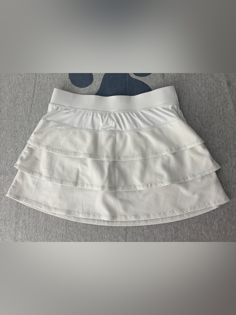 Kyodan White Tiered Mesh Ruffle Athletic Tennis Skort Skirt Built-in Shorts M